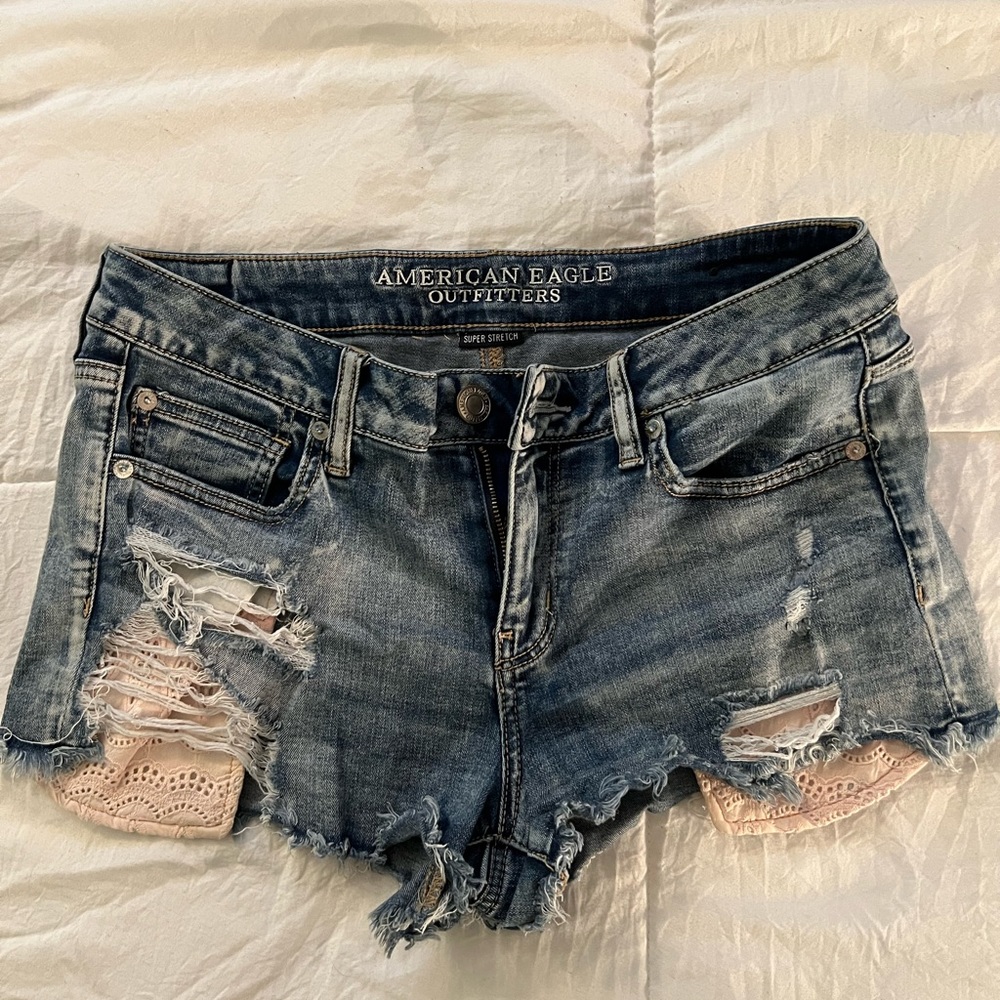 American Eagle ‘Shortie’ Shorts